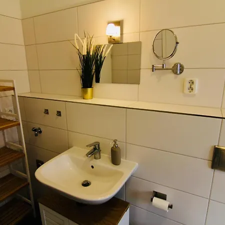 Fewozauber - Domspatz, 50qm, Top-lage, Style, Dachterrasse, Business Lägenhet *