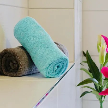 Fewozauber - Domspatz, 50qm, Top-lage, Style, Dachterrasse, Business Lägenhet *