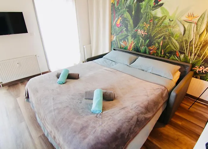 Apartment Fewozauber - Domspatz, 50qm, Top-lage, Style, Dachterrasse, Business