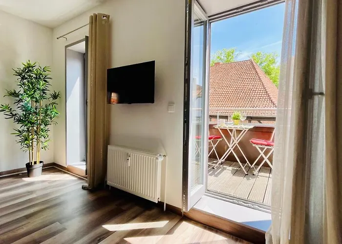 Apartment Fewozauber - Domspatz, 50qm, Top-lage, Style, Dachterrasse, Business